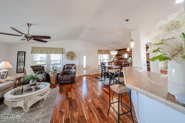 3901 E PINNACLE PEAK Road 283, Phoenix, AZ 85050