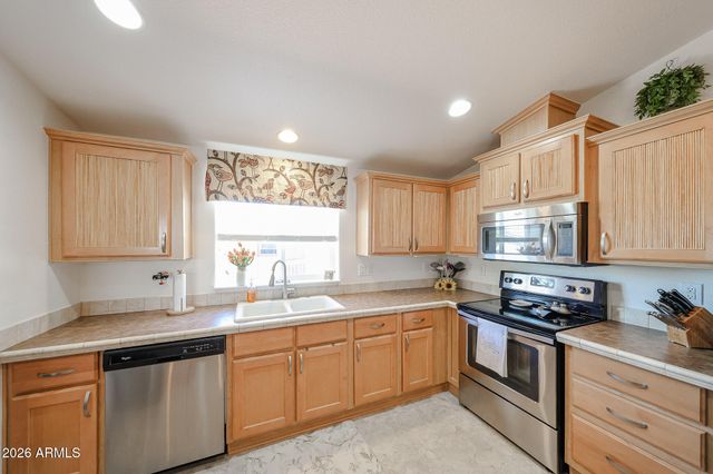 3901 E PINNACLE PEAK Road 283, Phoenix, AZ 85050