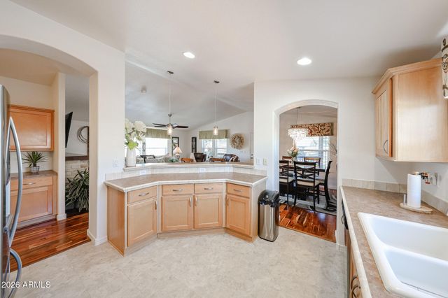 3901 E PINNACLE PEAK Road 283, Phoenix, AZ 85050