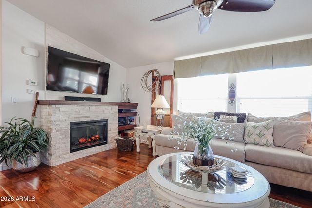 3901 E PINNACLE PEAK Road 283, Phoenix, AZ 85050