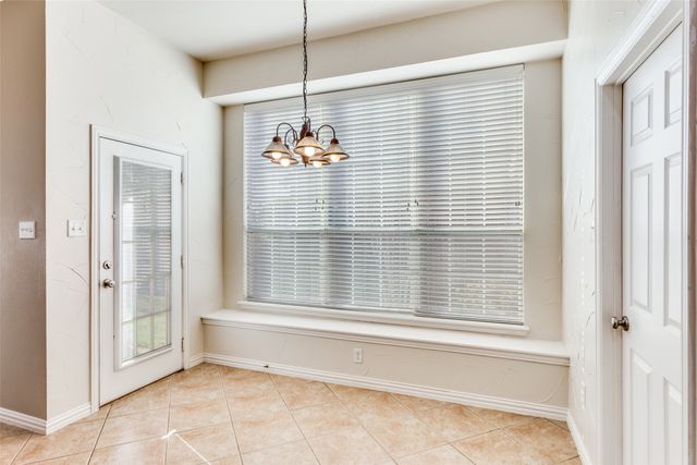 1710 Almond Drive, Mansfield, TX 76063