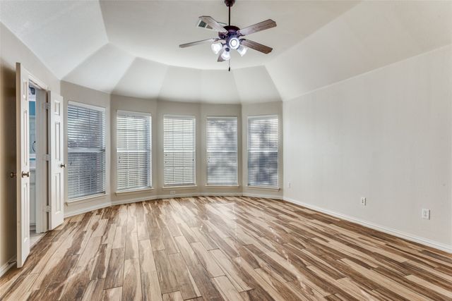 1710 Almond Drive, Mansfield, TX 76063