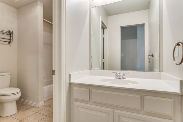 1710 Almond Drive, Mansfield, TX 76063