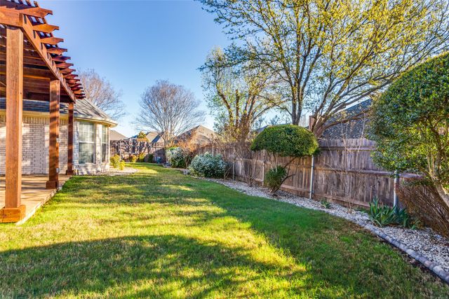 1710 Almond Drive, Mansfield, TX 76063