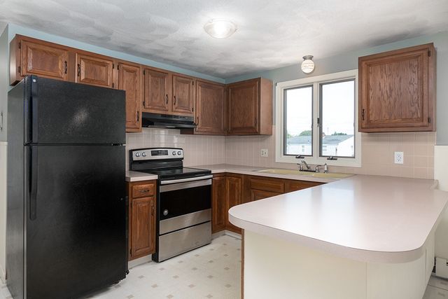 14 Gray Street, North Providence, RI 02904