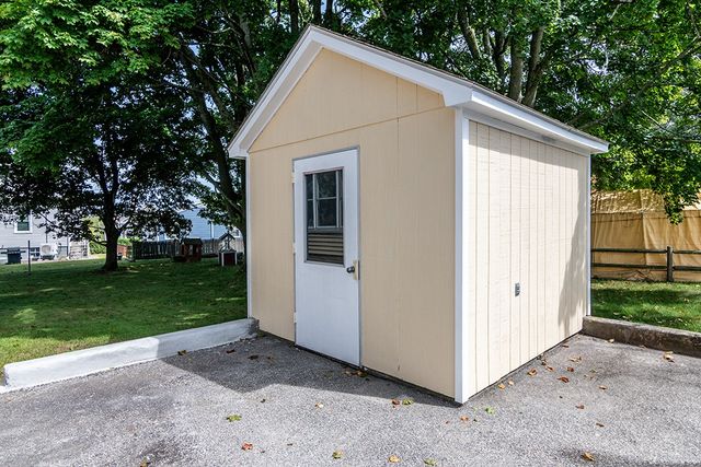 14 Gray Street, North Providence, RI 02904