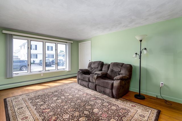 14 Gray Street, North Providence, RI 02904