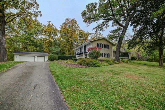 2363 S Seminole Hwy, Fitchburg, WI 53711