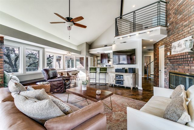 26 Horseshoe Drive, Highland Village, TX 75077