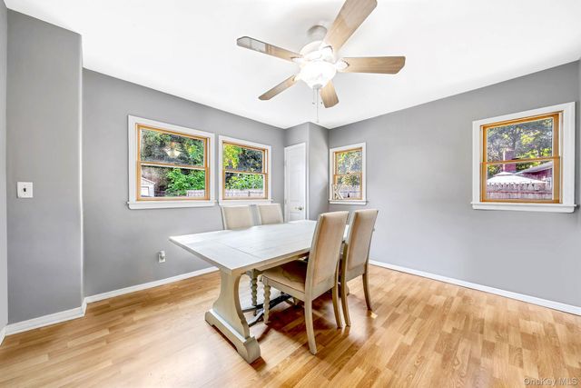 187 Oak Street, Medford, NY 11763