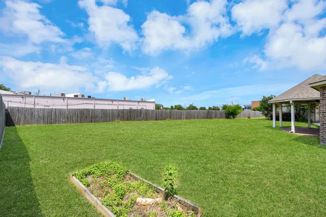 4230 Waterwood Drive, Baytown, TX 77521