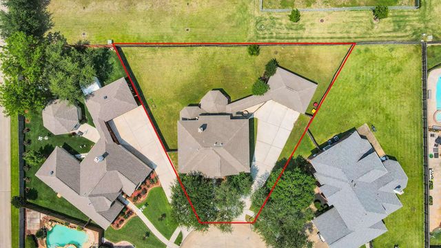 4230 Waterwood Drive, Baytown, TX 77521