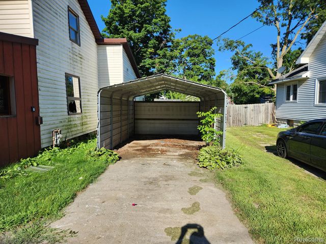 315 MCOMBER Street, Dowagiac, MI 49047