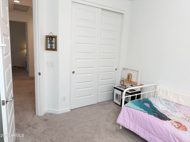 9636 E Twinkle Circle, Mesa, AZ 85212