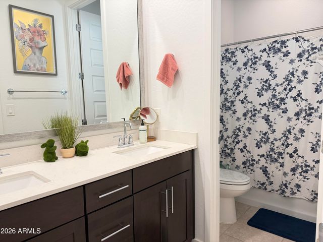 9636 E Twinkle Circle, Mesa, AZ 85212