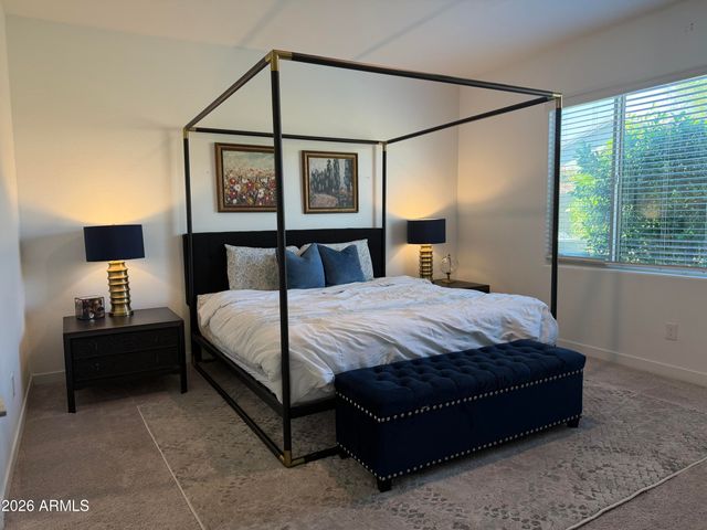 9636 E Twinkle Circle, Mesa, AZ 85212