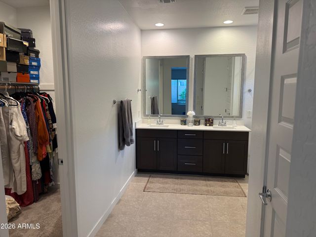 9636 E Twinkle Circle, Mesa, AZ 85212