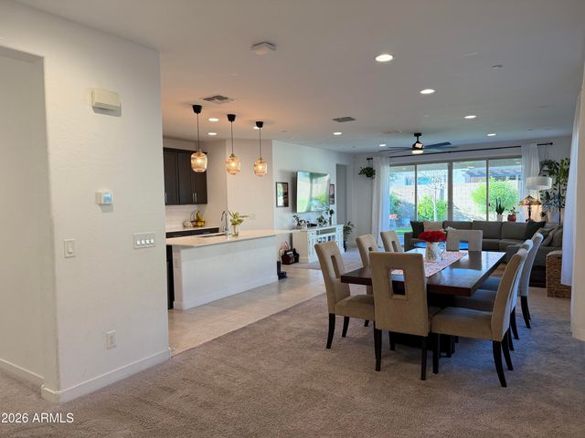 9636 E Twinkle Circle, Mesa, AZ 85212