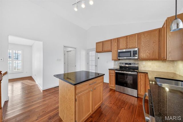 1631 Fairway Valley Drive, Wentzville, MO 63385