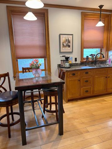 408 College Street, Northfield, MN 55057
