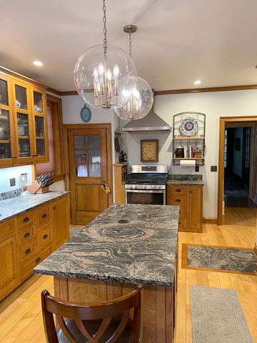 408 College Street, Northfield, MN 55057