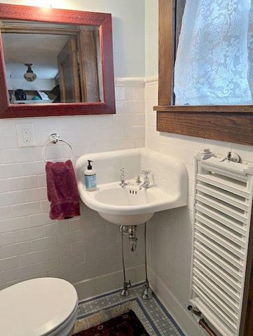 408 College Street, Northfield, MN 55057