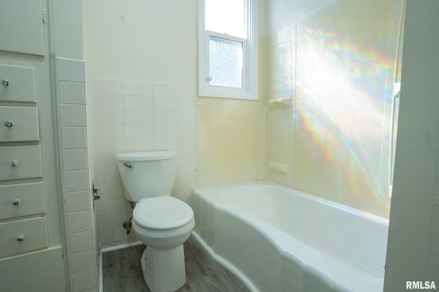 1059 N 6TH Street, Springfield, IL 62702