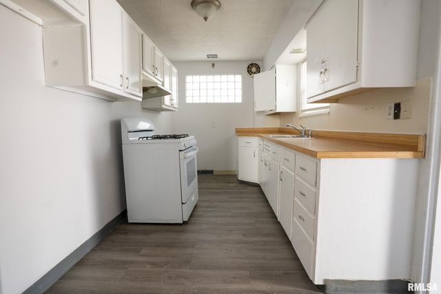 1059 N 6TH Street, Springfield, IL 62702