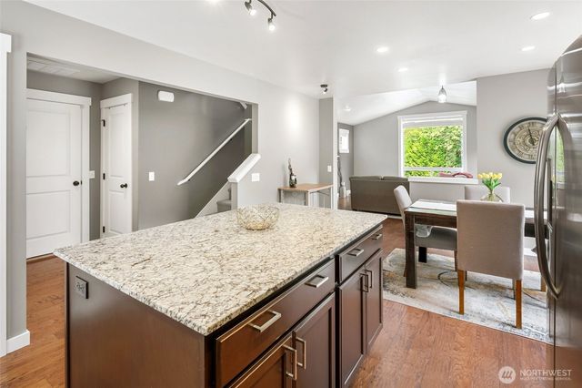 21410 40th Court W, Mountlake Terrace, WA 98043