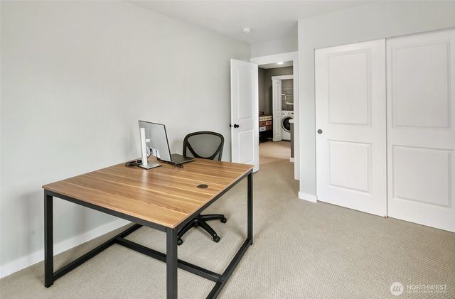 21410 40th Court W, Mountlake Terrace, WA 98043