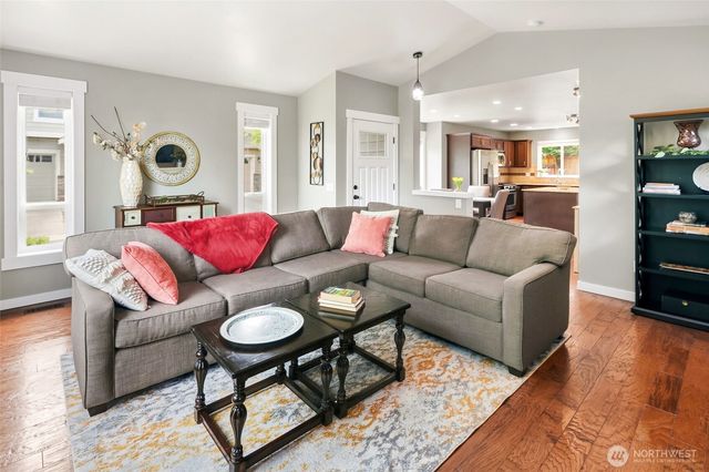 21410 40th Court W, Mountlake Terrace, WA 98043