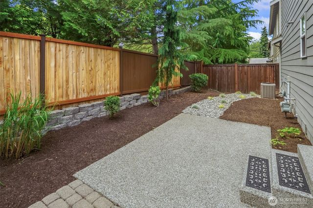 21410 40th Court W, Mountlake Terrace, WA 98043