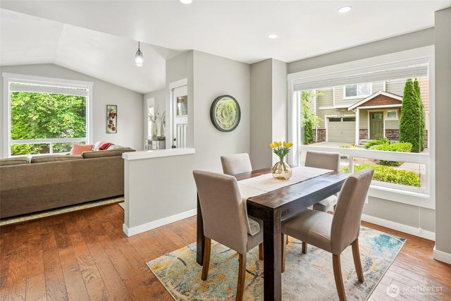 21410 40th Court W, Mountlake Terrace, WA 98043