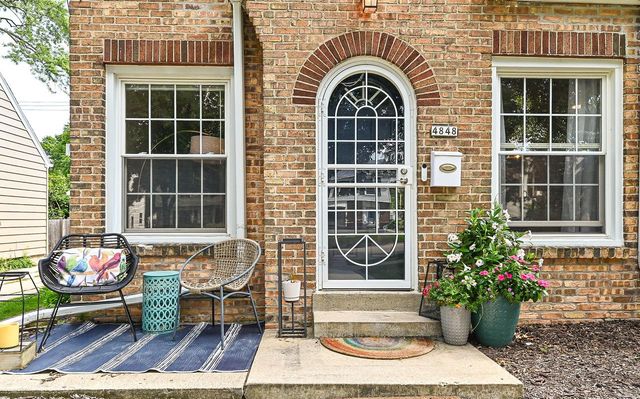 4848 N Elkhart AVENUE, Whitefish Bay, WI 53217