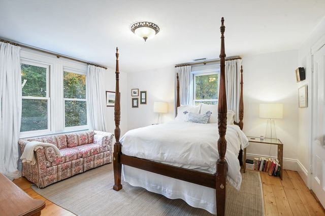 302 Concord Road, Weston, MA 02493