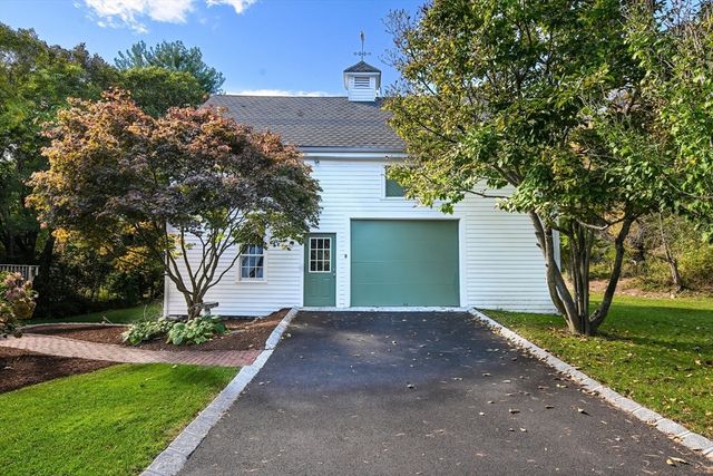 302 Concord Road, Weston, MA 02493