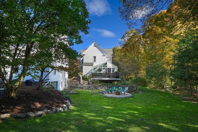 302 Concord Road, Weston, MA 02493