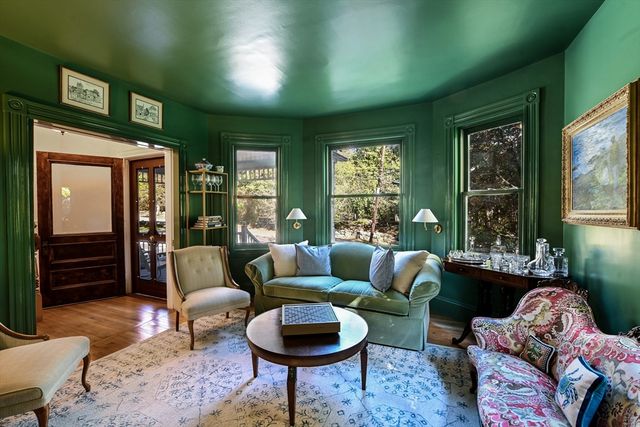 302 Concord Road, Weston, MA 02493