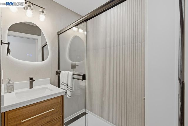 168 Belcrest Ave, Daly City, CA 94015