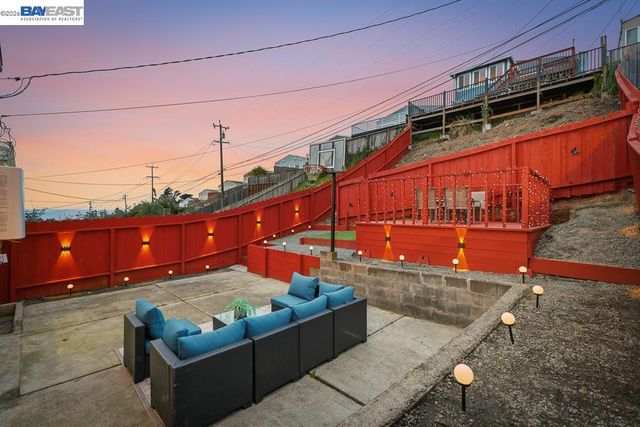 168 Belcrest Ave, Daly City, CA 94015