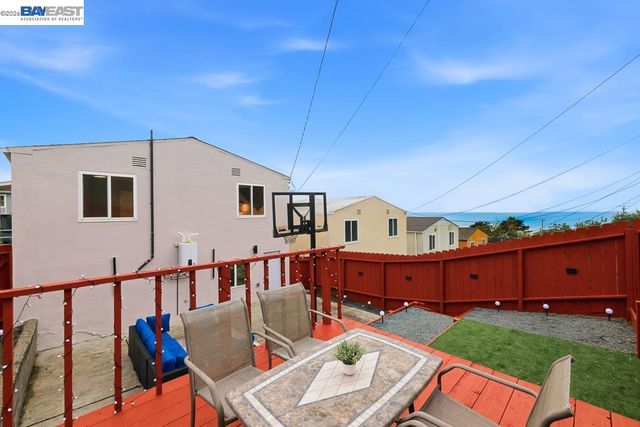 168 Belcrest Ave, Daly City, CA 94015