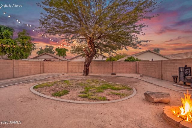 2450 E OLIVINE Road, San Tan Valley, AZ 85143