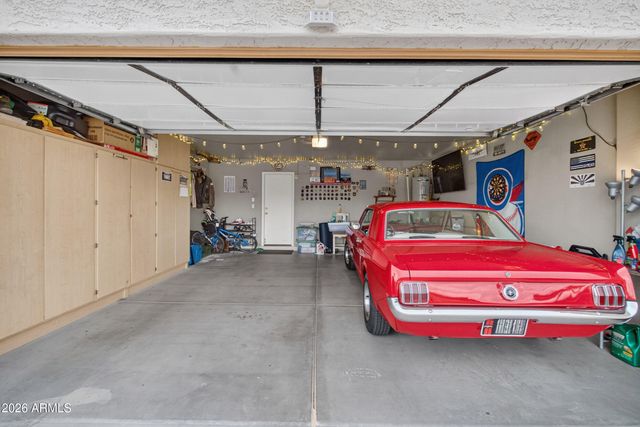 2450 E OLIVINE Road, San Tan Valley, AZ 85143