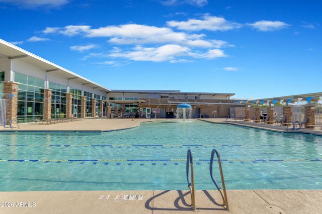 2450 E OLIVINE Road, San Tan Valley, AZ 85143