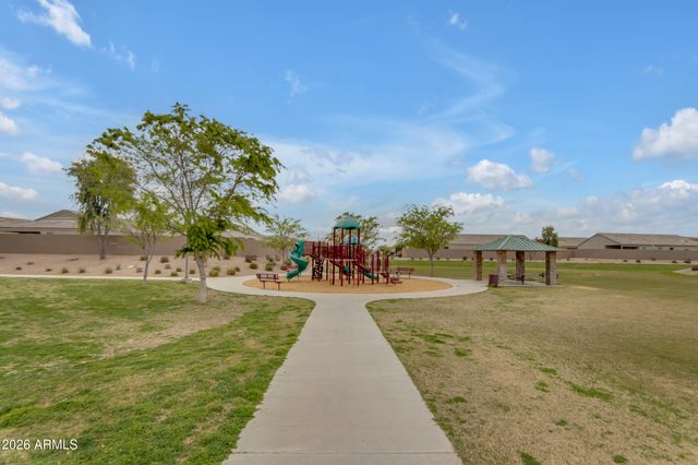 2450 E OLIVINE Road, San Tan Valley, AZ 85143