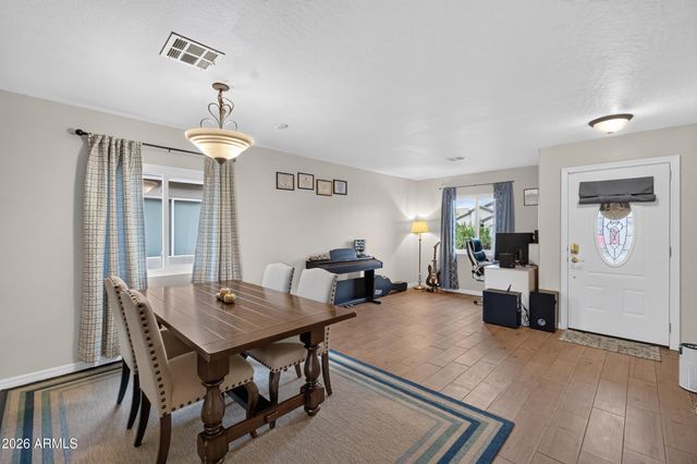 2450 E OLIVINE Road, San Tan Valley, AZ 85143