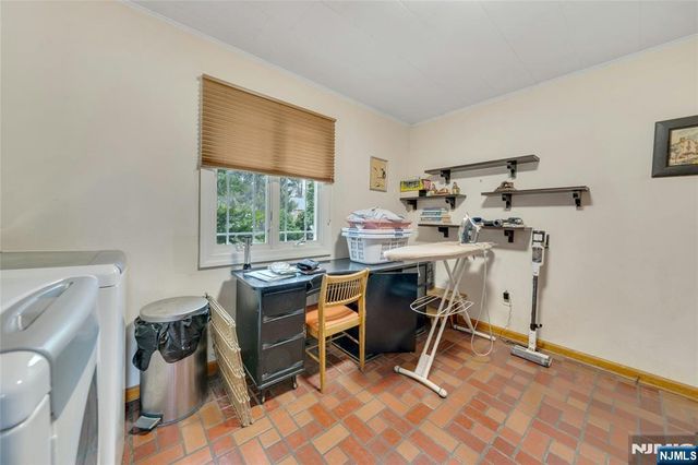 4 Jeffrey Road, Wayne, NJ 07470