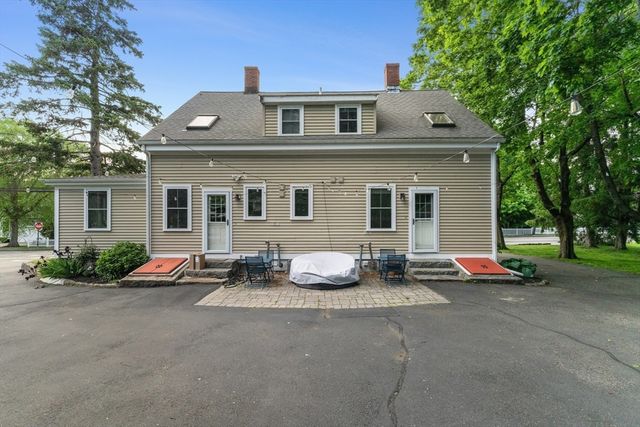 73 Pleasant St 73, Milton, MA 02186