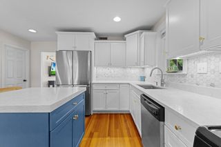 73 Pleasant St 73, Milton, MA 02186