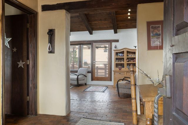 9102 Lynx Loop NE, Albuquerque, NM 87122
